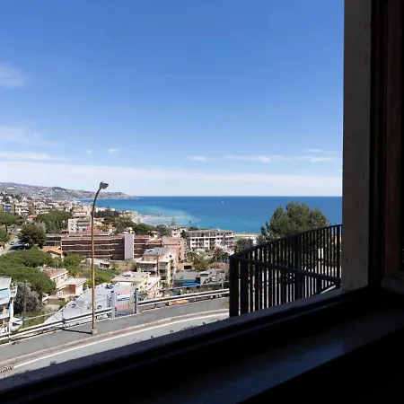 Locazione Turistica Nido Dell' Aquila Nyaraló San Remo